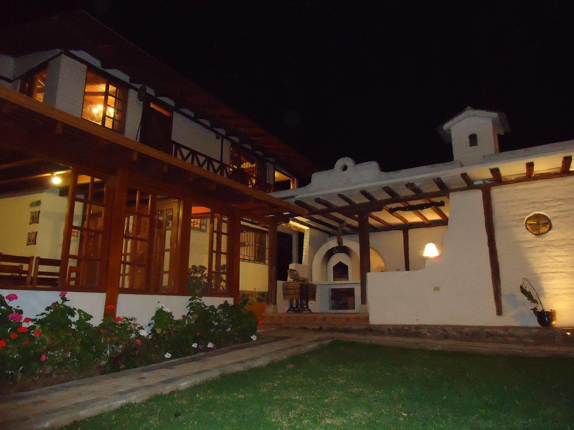 Posada Mirolindo Quito Exterior foto