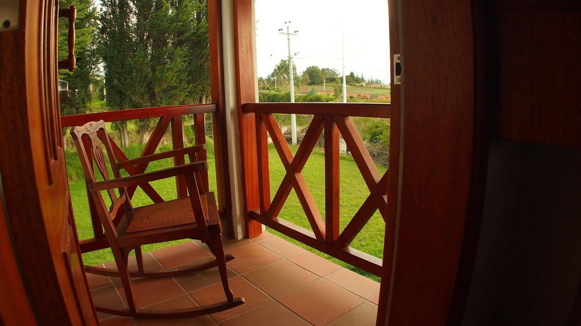 Posada Mirolindo Quito Exterior foto